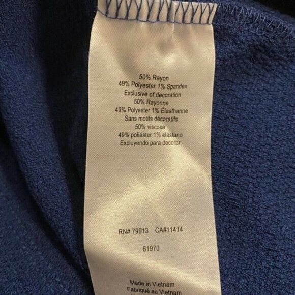 A Pea In The Pod Blue Nursing Tank Top Zippered Textured Small NWT - Picture 7 of 8